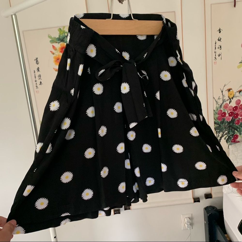 Urban Outfitters Daisy High Waisted Shorts